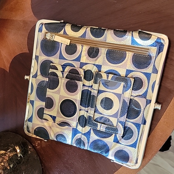 HOBO Lauren Wallet - Picture 5 of 8